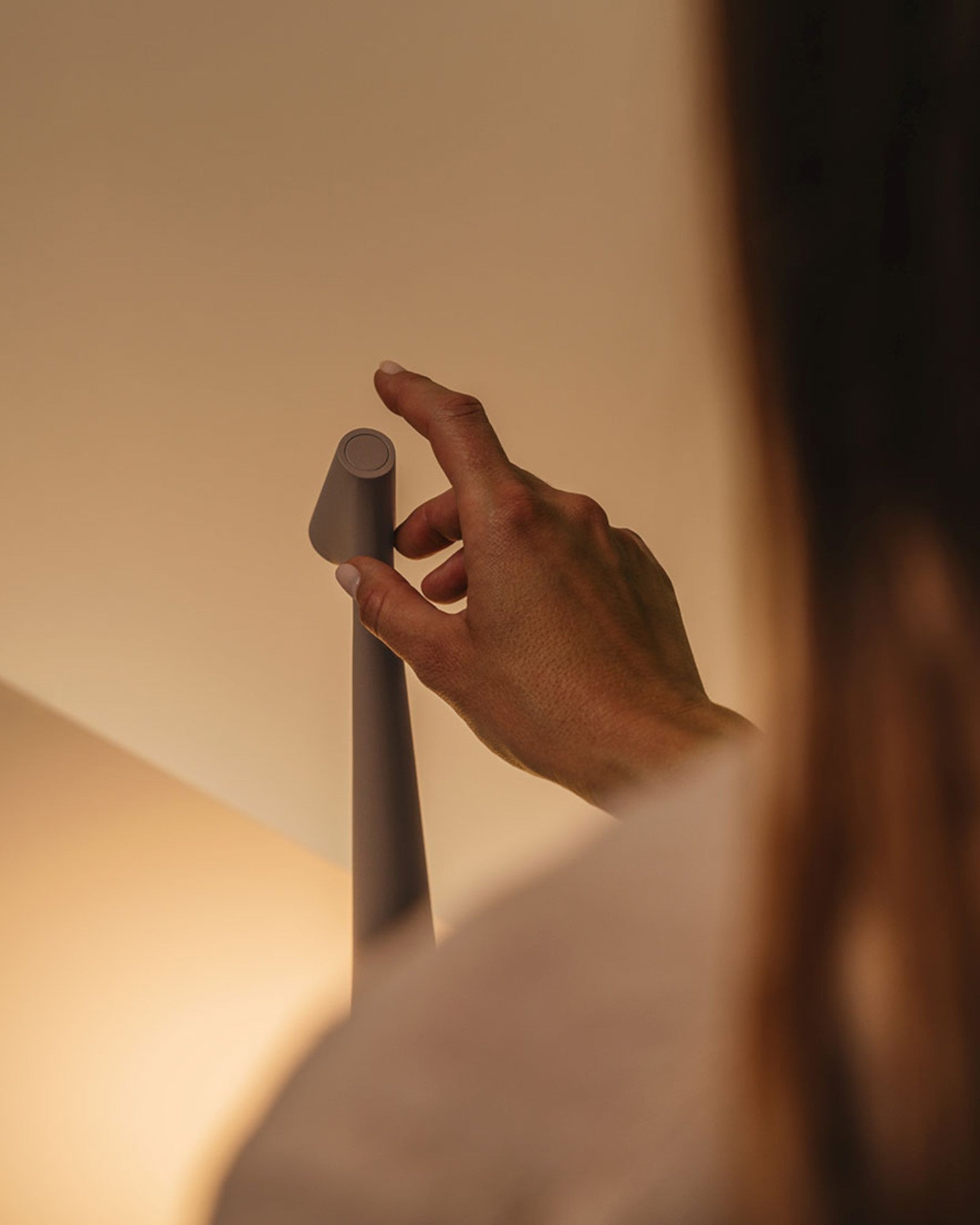 VersaLight Modern Rechargeable Table Lamp