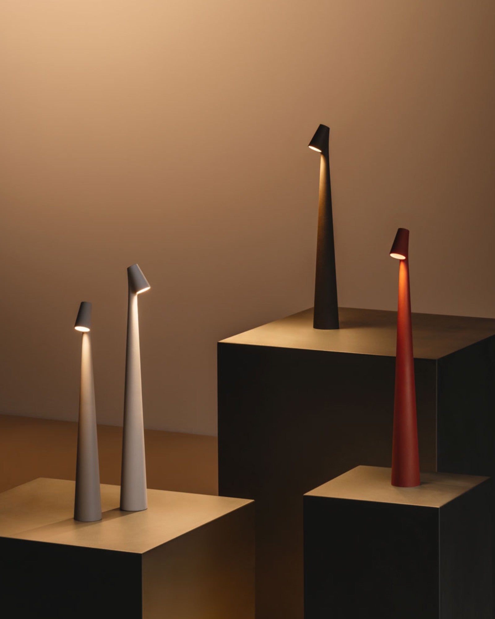 VersaLight Modern Rechargeable Table Lamp